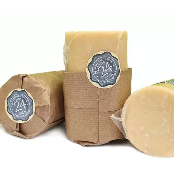 Parmigiano Reggiano DOP kärnbit 24 månader ca 400 g 35 hg Caseificio Cavola 993 - 1