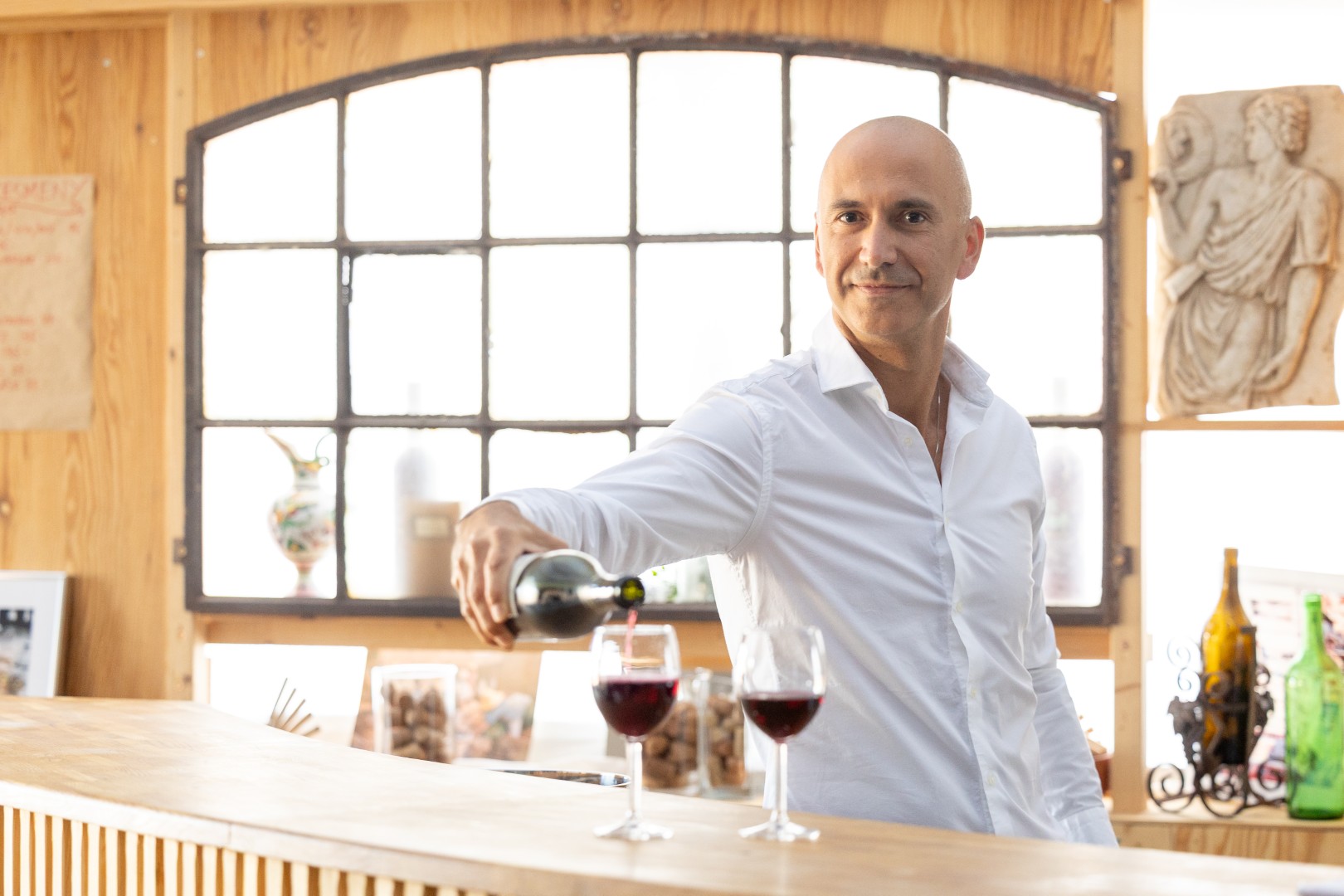 Alvaro med italienskt vin